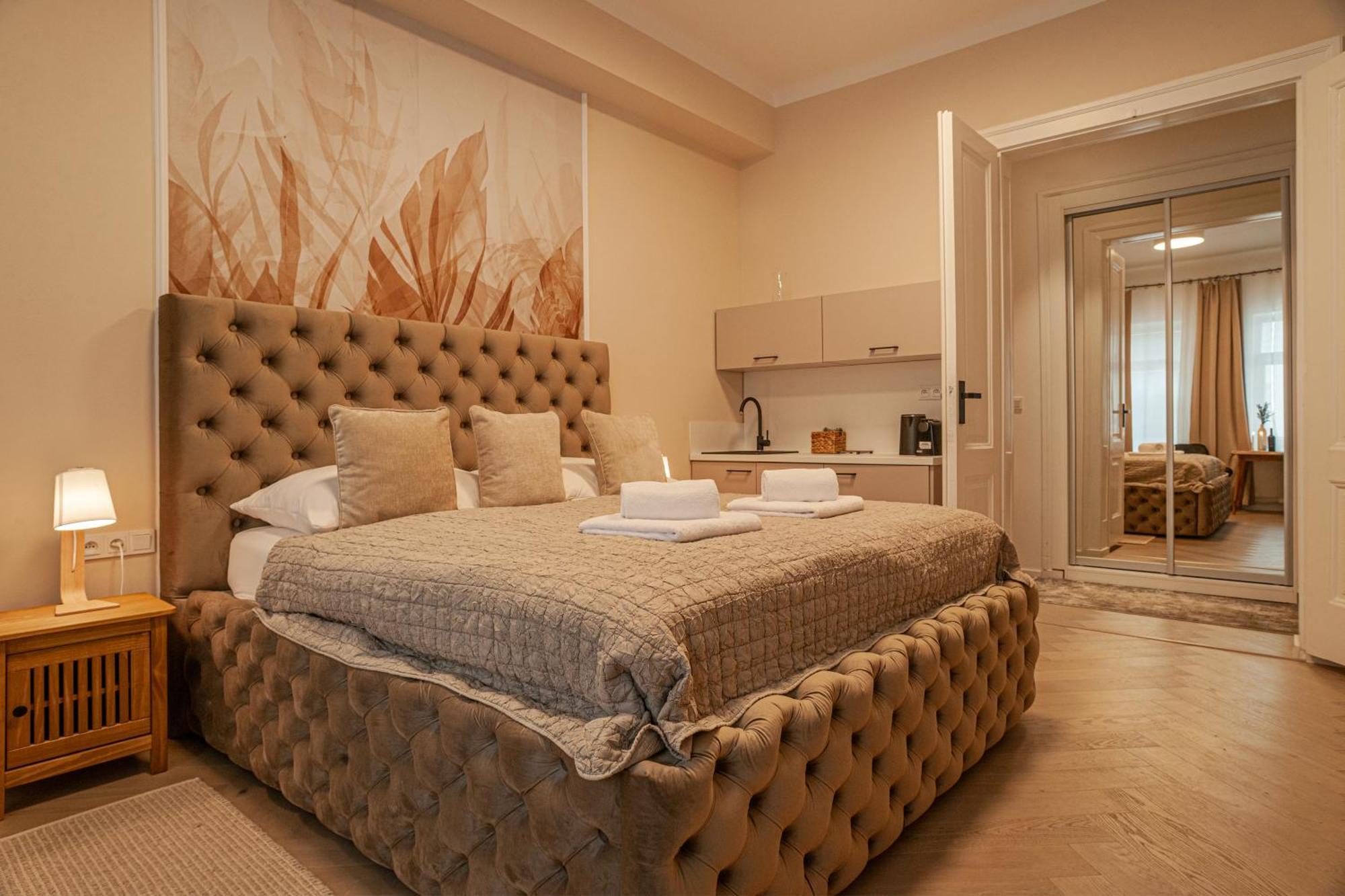 Sting Old Town Ostrava Apartment ภายนอก รูปภาพ