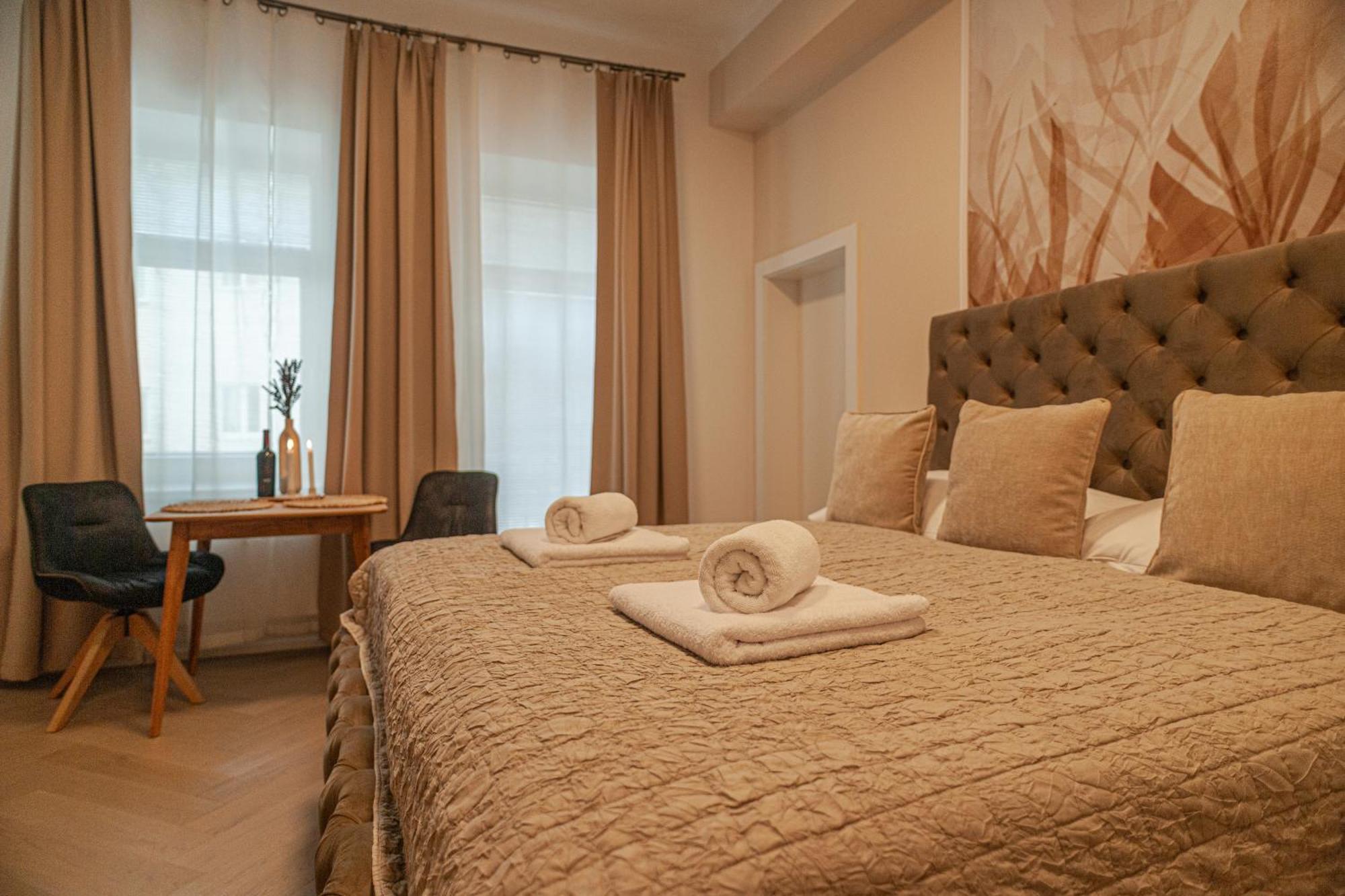Sting Old Town Ostrava Apartment ภายนอก รูปภาพ