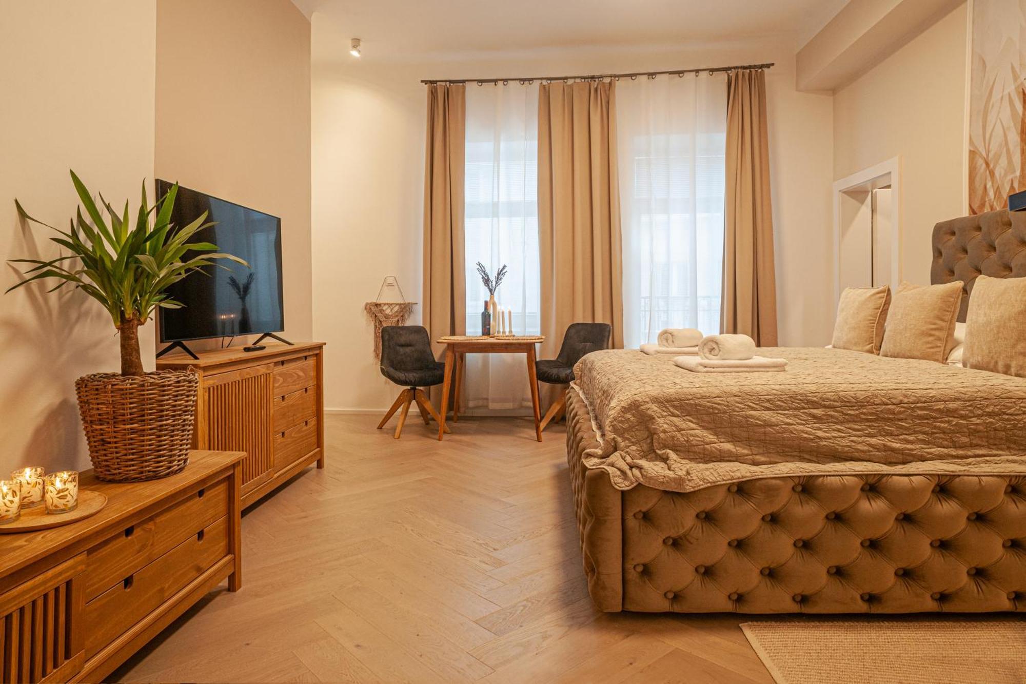 Sting Old Town Ostrava Apartment ภายนอก รูปภาพ