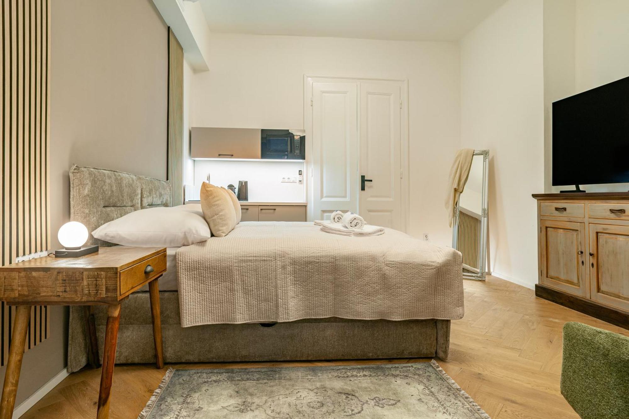 Sting Old Town Ostrava Apartment ภายนอก รูปภาพ